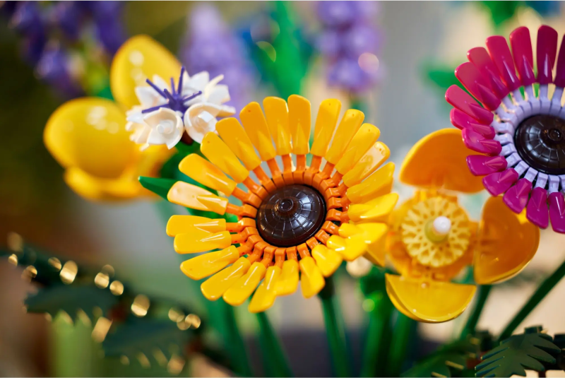 939pcs BuildMoc Wildflower Bouquet Set | Ages 13+ - Image 3