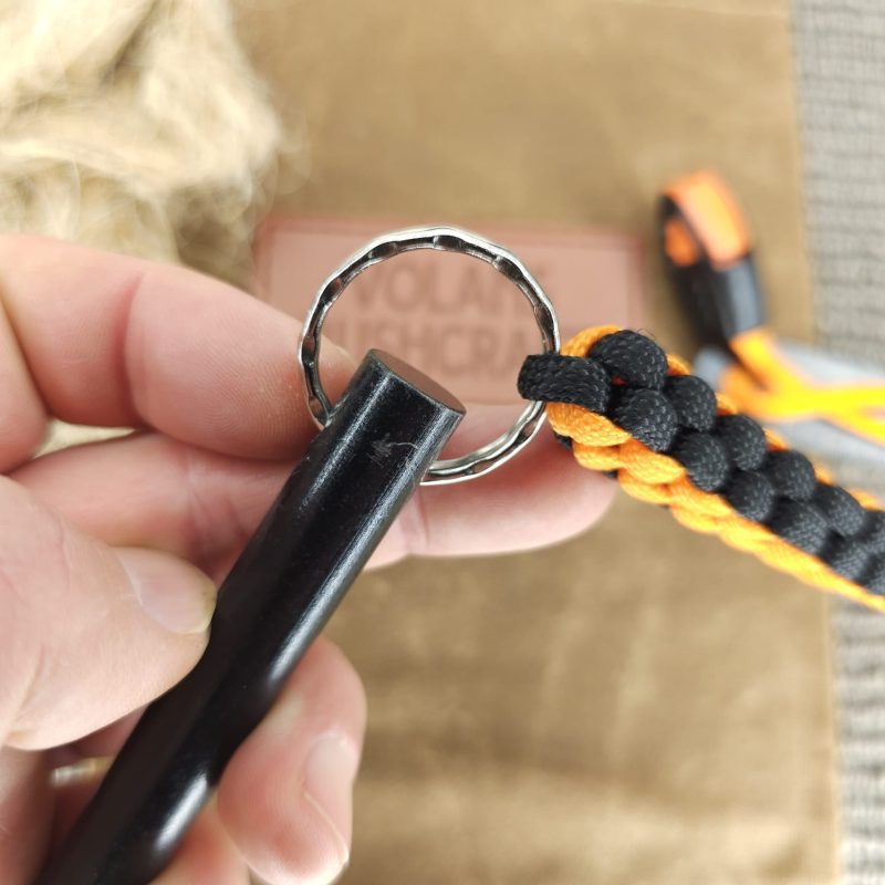 Ferro rod striker with paracord, whistle, bushcraft bag & Jute tinder bundle - Image 5