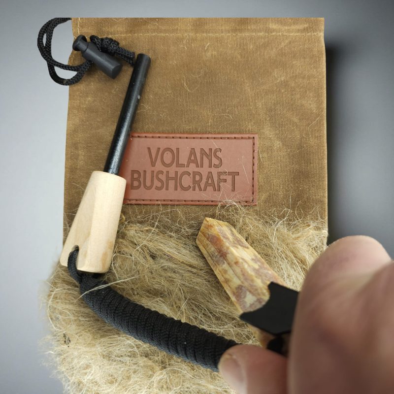 Fatwood Ferrocerium rod with paracord & Whistle - Image 2