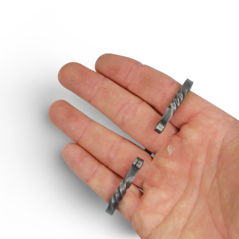 Volans Hand forged High Carbon Steel Striker & Flint set - Image 9