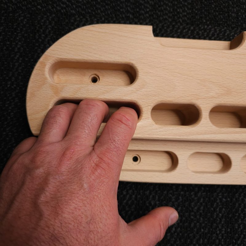 Volans Fingerboard: Free chalk ball and brush with every hangboard! - Image 3