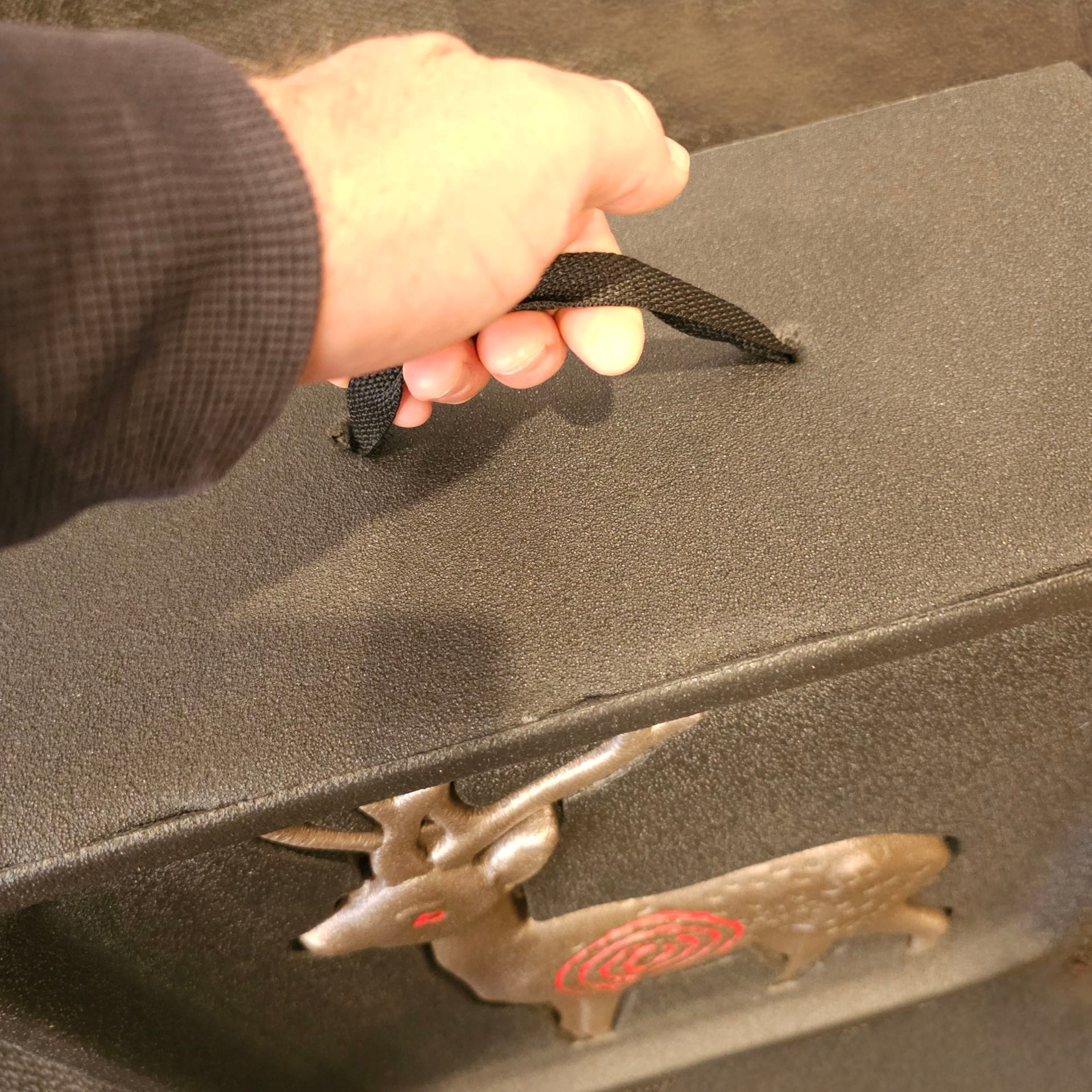 Archery target foam block with removable deer inserts - Image 4