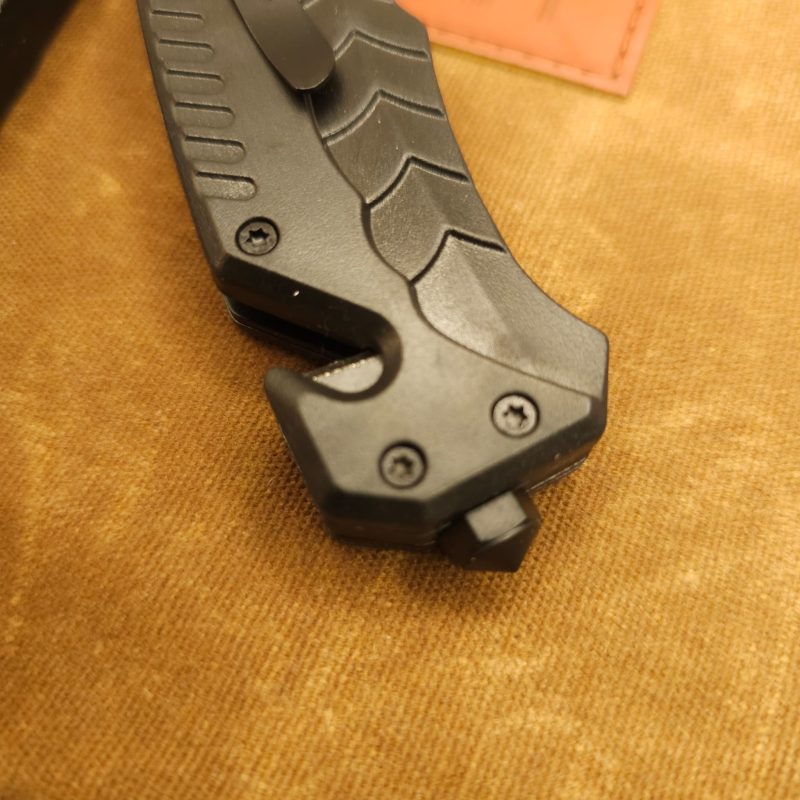 Tactical Folding Knife with Knife Sharpener & Bushcraft bag - Image 4