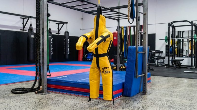 Grit to Glory Bruce Lee Yellow Grappling Dummy – Adult 180cm or Junior 130cm - Unfilled Dummy 130cm