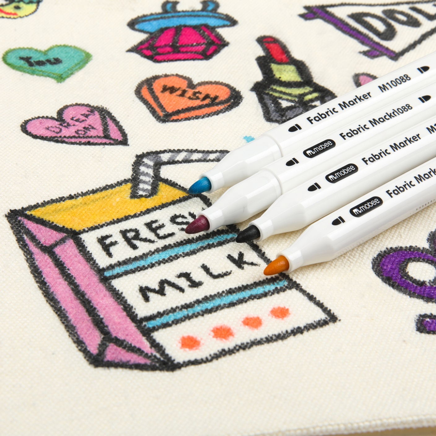 Mobee 18 Colour Fabric Marker Set | Permanent Fine Tip Markers for Shoes, Clothes, Phone Cases & Canvas - Image 4